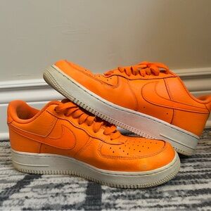 Nike Air Force 1 Leather Orange Size 10.5 BQ5360-800
